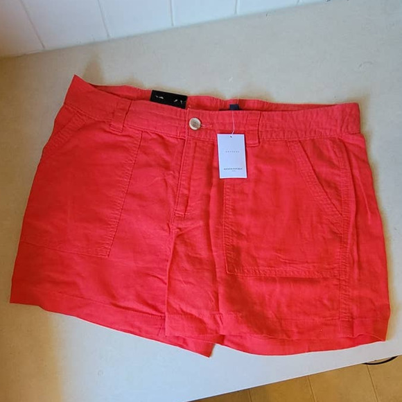 Banana Republic Pants - Banana Republic Watermelon Colored Linen Shorts Size 14